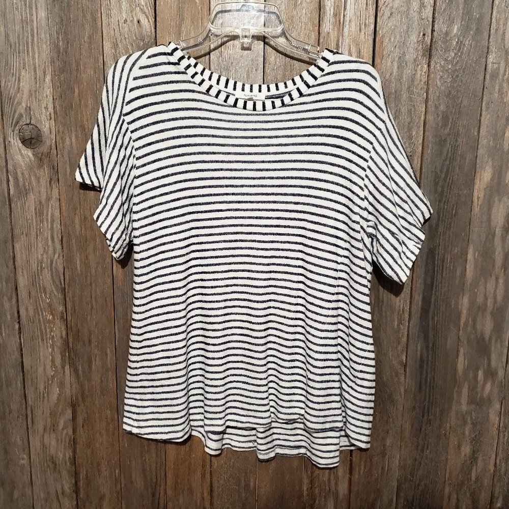 Pleione‎ M Knit Top Blouse Cream Blue Striped Short Sleeve Swing Pleated Back